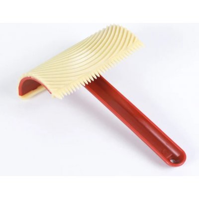 Fládrovací váleček – dřevo- rukojetí – Sleviste.cz