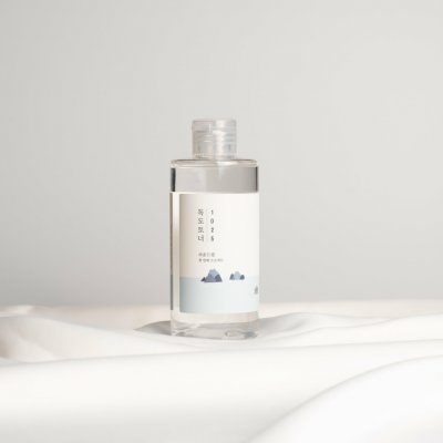 Round Lab Time Deal 1025 Dokdo Toner Vyhlazující tonikum na obličej 200 ml – Hledejceny.cz