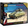 Sběratelský model Zvezda bojové vozidlo pěchoty M2 Bradley Wargames HW 7406 1:100