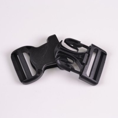 Takoy Plastová spona bezpečnostní 32x80 mm černá – Sleviste.cz