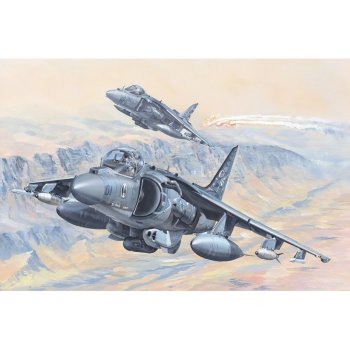 Hobby Boss AV-8B Harrier II 81804 1:18