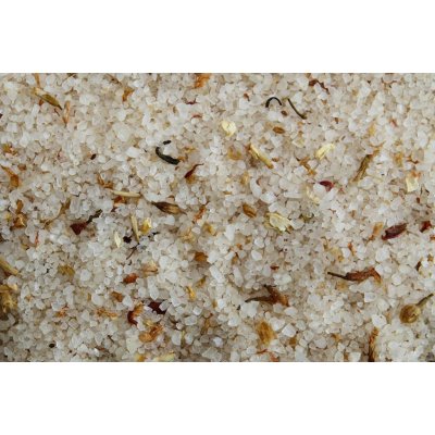 NatureSecret Mořská bylinná koupelová sůl s květy jasmínu aroma Šťastná mysl 20000 g