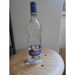 Finlandia Cranberry 37,5% 1 l (holá láhev)