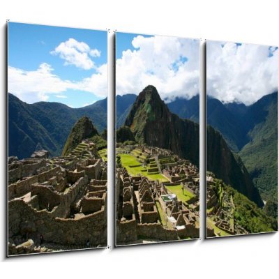 Obraz 3D třídílný - 105 x 70 cm - Machu Picchu Top View Pohled shora na Machu Picchu – Sleviste.cz