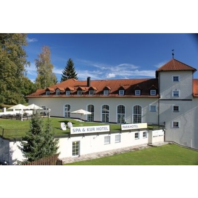 Lázeňský wellness pobyt s polopenzí na Šumavě v Parkhotelu Kašperské Hory pro 2 osoby na 2 noci – Sleviste.cz