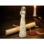 Anděl upřímnosti-62cm. Velký anděl na jednu čajovou svíčku. Barva režná výška 62cm.Pro všechny kteří nemají rádi lež a přetvářku – Hledejceny.cz