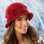 Krumlovanka dámský klobouk zimní W-0878/001 červený – Zbozi.Blesk.cz