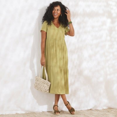 Kreponové midi šaty s výstřihem do V mechová – Zboží Dáma