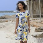 Krátké šaty a potiskem modrá/žlutá – Sleviste.cz