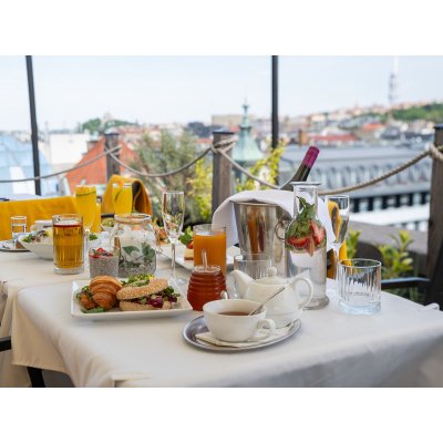 Exkluzivní brunch s výhledem na Prahu – Sleviste.cz