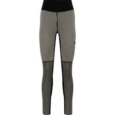 KARI TRAA SMEKKER – Sleviste.cz