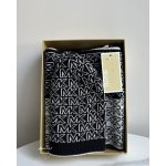 Michael Kors Scarf & hat gift black white černý & bílý dámský dárkový set oboustranná čepice & šál – Hledejceny.cz
