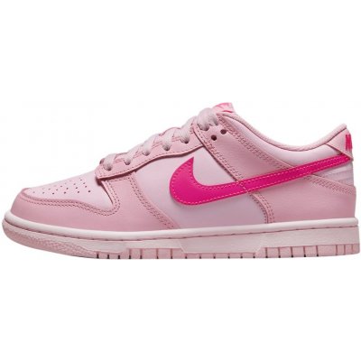Nike Dunk Low Triple pink