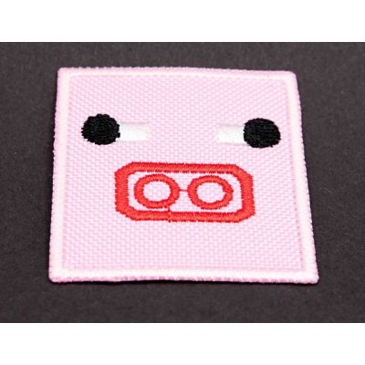 Nažehlovací záplata - Minecraft Pig - Prase - rozměr 4,5 cm x 4,5 cm – Zboží Mobilmania
