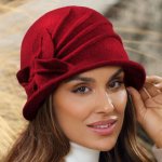 Dámský zimní klobouk s květem W-0639/001 červený – Zboží Dáma