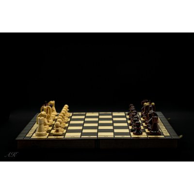 Dřevěné šachy 35x35cm vyřezávané pro každého Master of Chess – Zboží Mobilmania