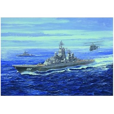 Trumpeter USSR Navy Kirov Battle Cruiser 05707 1:700