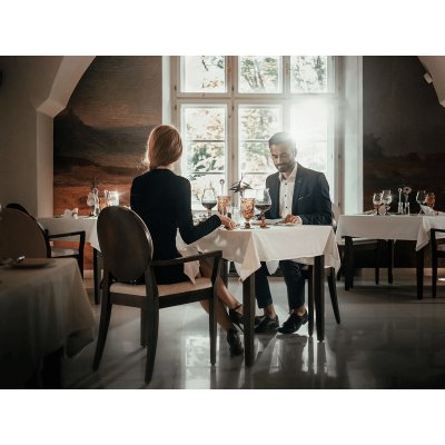 Degustační menu na zámku Chateau Herálec – Hledejceny.cz