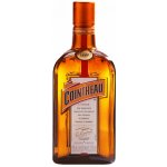 Cointreau 40% 1 l (holá láhev) – Zboží Dáma