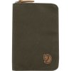 Pouzdro na doklady a karty FJÄLLRÄVEN Passport Wallet Dark Olive