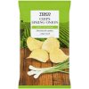 Chipsy Tesco Bramborové lupínky smažené s příchutí jarní cibulky 150 g