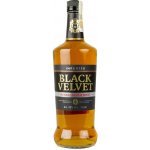 Black Velvet 8y 40% 1 l (holá láhev) – Hledejceny.cz