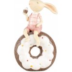 Dekorace králíček sedící na donutu - 10*6*17 cm – Hledejceny.cz