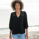 Halenka s výstřihem do V a macramé černá – Hledejceny.cz