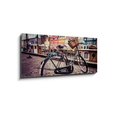 Obraz s hodinami 1D panorama - 120 x 50 cm - Classic vintage retro city bicycle in Copenhagen, Denmark Klasické vintage retro městské kolo v Kodani, Dánsko – Zboží Mobilmania