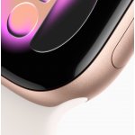 Apple Watch Series 11 (42mm) Růžově zlatý hliník se světle ruměným sportovním řemínkem S/M MEU04MP/A – Zboží Živě