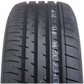 Yokohama Bluearth XT AE61 235/50 R18 97V