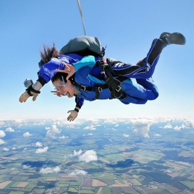 Tandemový seskok padákem Liberec – Zboží Mobilmania