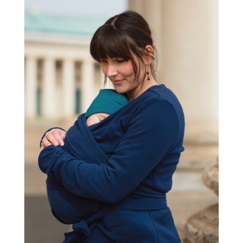 Jožánek Zina těhotenský a nosící fleecový kabátek tmavě modrá