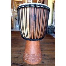 Petrovic Drums Djembe Mali Grand Lenké tvrdé dřevo 59-64 cm průměr 31-35cm