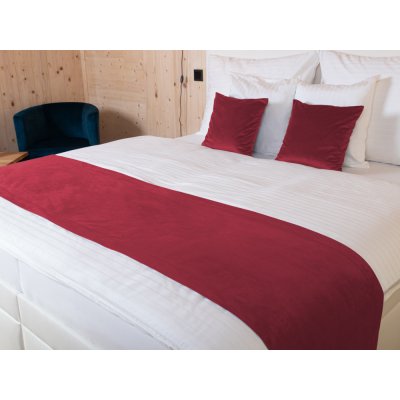 Biante přehoz na postel Sametový Velvet Premium SVP-007 Malinově červený 50 x 220 cm – Zboží Mobilmania