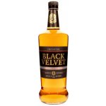 Black Velvet 8y 40% 1 l (holá láhev) – Sleviste.cz