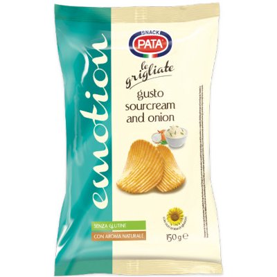 PATA Chips Cream & Onion Bramborové chipsy vlnkované s příchutí zakysaná smetana a cibule 150 g