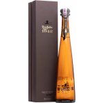 Don Julio 1942 Tequila Añejo 100% de Agave 38% 0,7 l (dárkové balení kazeta) – Sleviste.cz