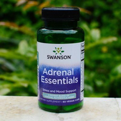 Swanson Adrenal Essentials 60 rostlinných kapslí