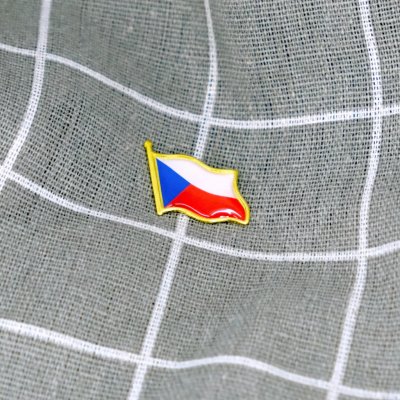 Pinarna Vlajka České republiky se zlatým okrajem – Hledejceny.cz