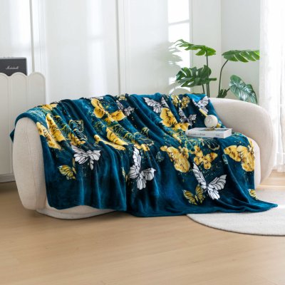 Textilomanie Mikroplyšová deka ZLATÝ A BÍLÝ MOTÝL tmavě zelená 200x220 – Sleviste.cz