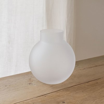 Wikholm Form Skleněná bílá váza Bubblan S – Sleviste.cz