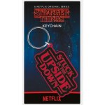 Přívěsek na klíče Stranger Things Stuck In The Upside Down – Sleviste.cz