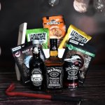 Trezor dárková bedna s potiskem Jack Daniel’s a dobroty – Zboží Mobilmania