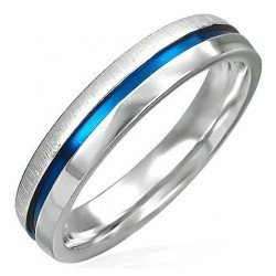 Ocelový prsten s modrým pásem půlka lesklá půlka matná D5.3