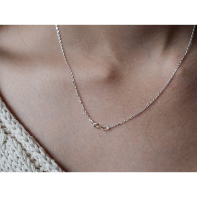 Olivie Stříbrný řetízek 1693 – Sleviste.cz