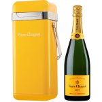 Veuve Clicquot Yellow Label Cooler 12% 0,75 l (kazeta) – Sleviste.cz