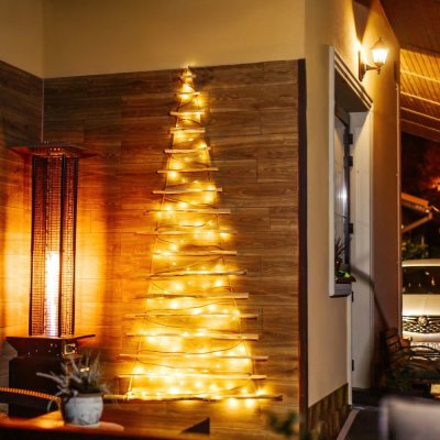 Vingo Velký závěsný dřevěný vánoční stromek s LED osvětlením - 205 cm – Zboží Dáma