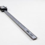 XTline Měřítko posuvné digitální 300mm rozlišení 0,01mm – Sleviste.cz