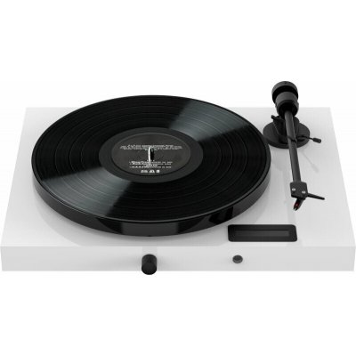 Pro-Ject JukeBox E1 + Ortofon OM5e – Zbozi.Blesk.cz